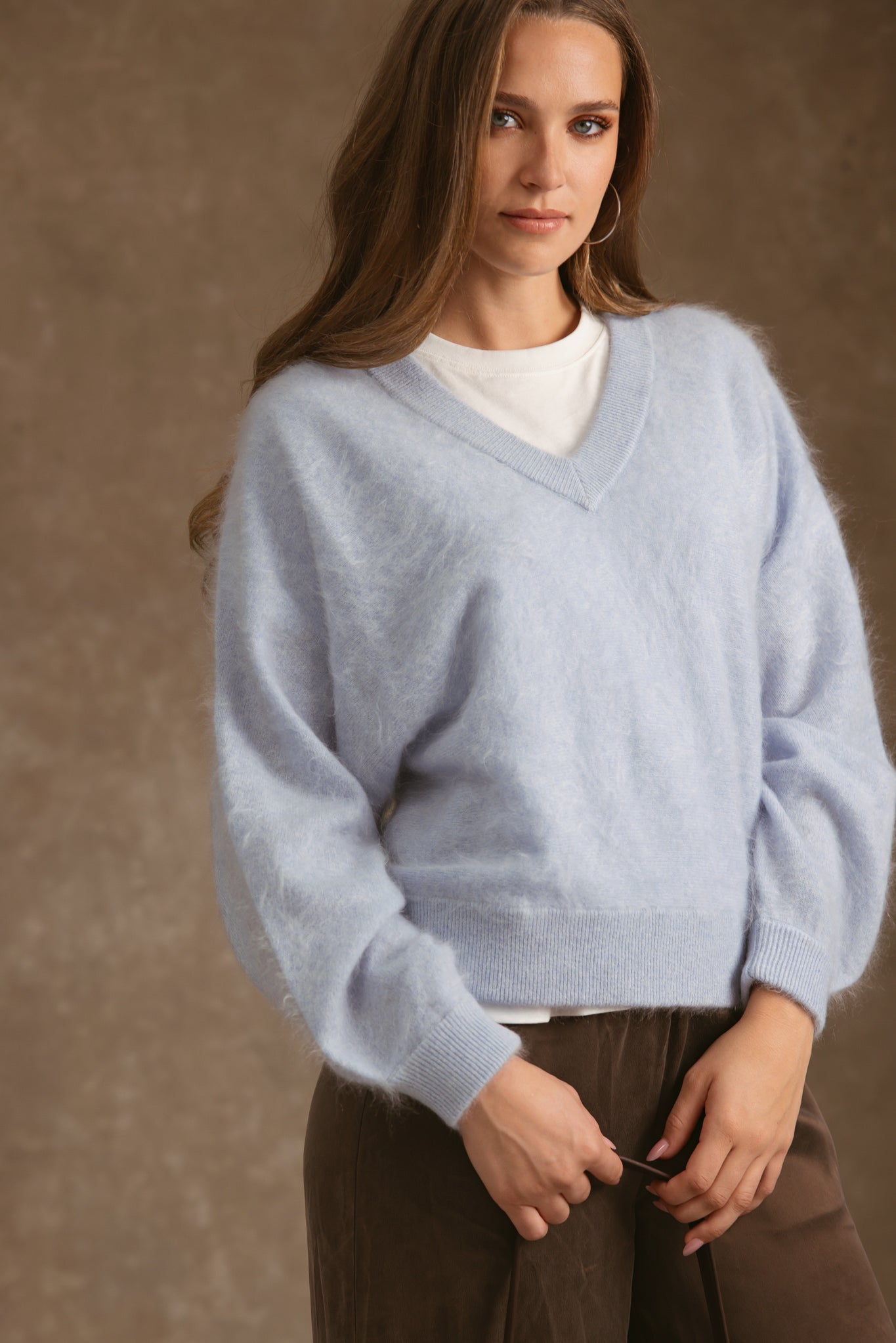Sue Fuzzy Cashmere V Neck Pullover