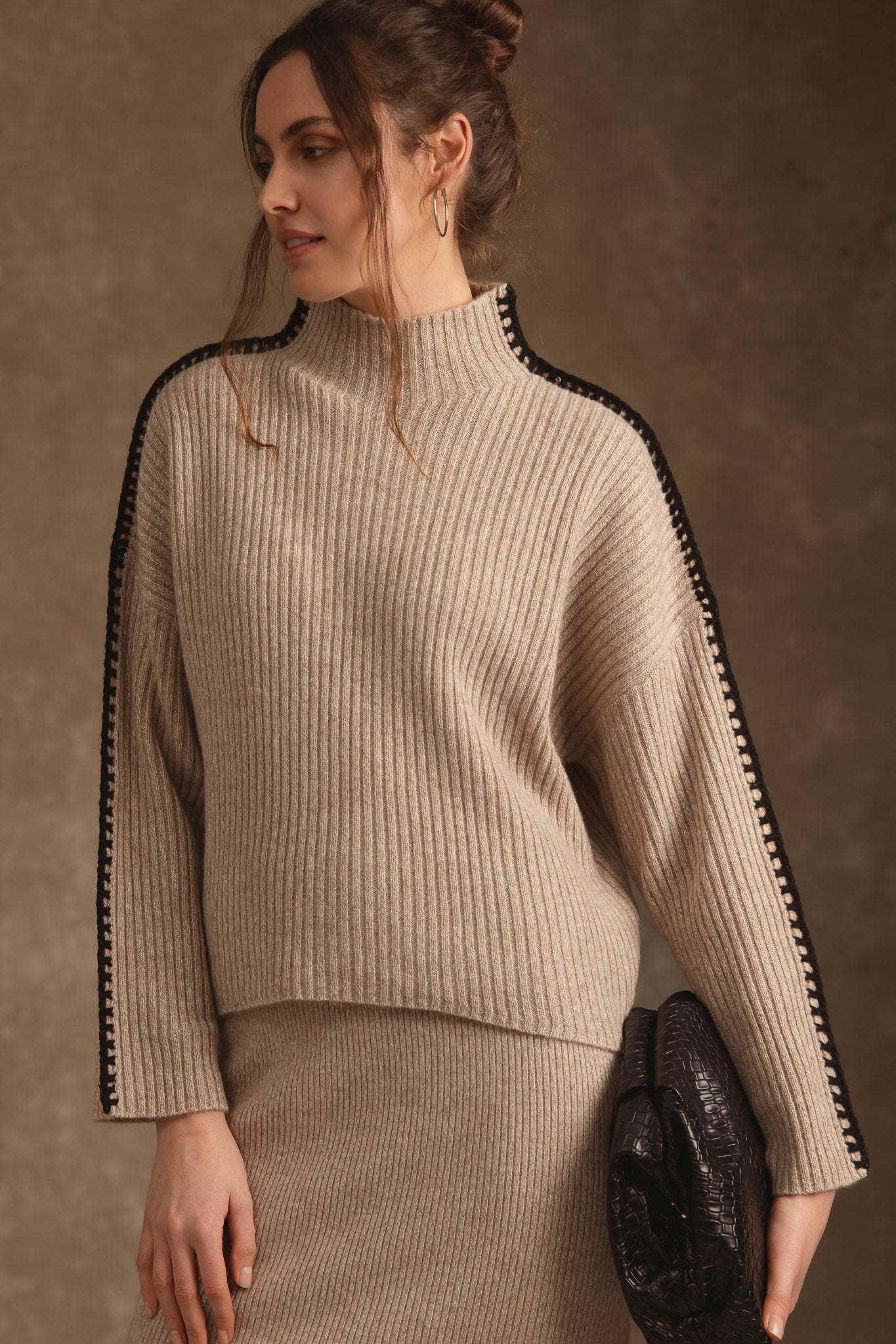Mochi Mockneck With Whip Stitch Detail