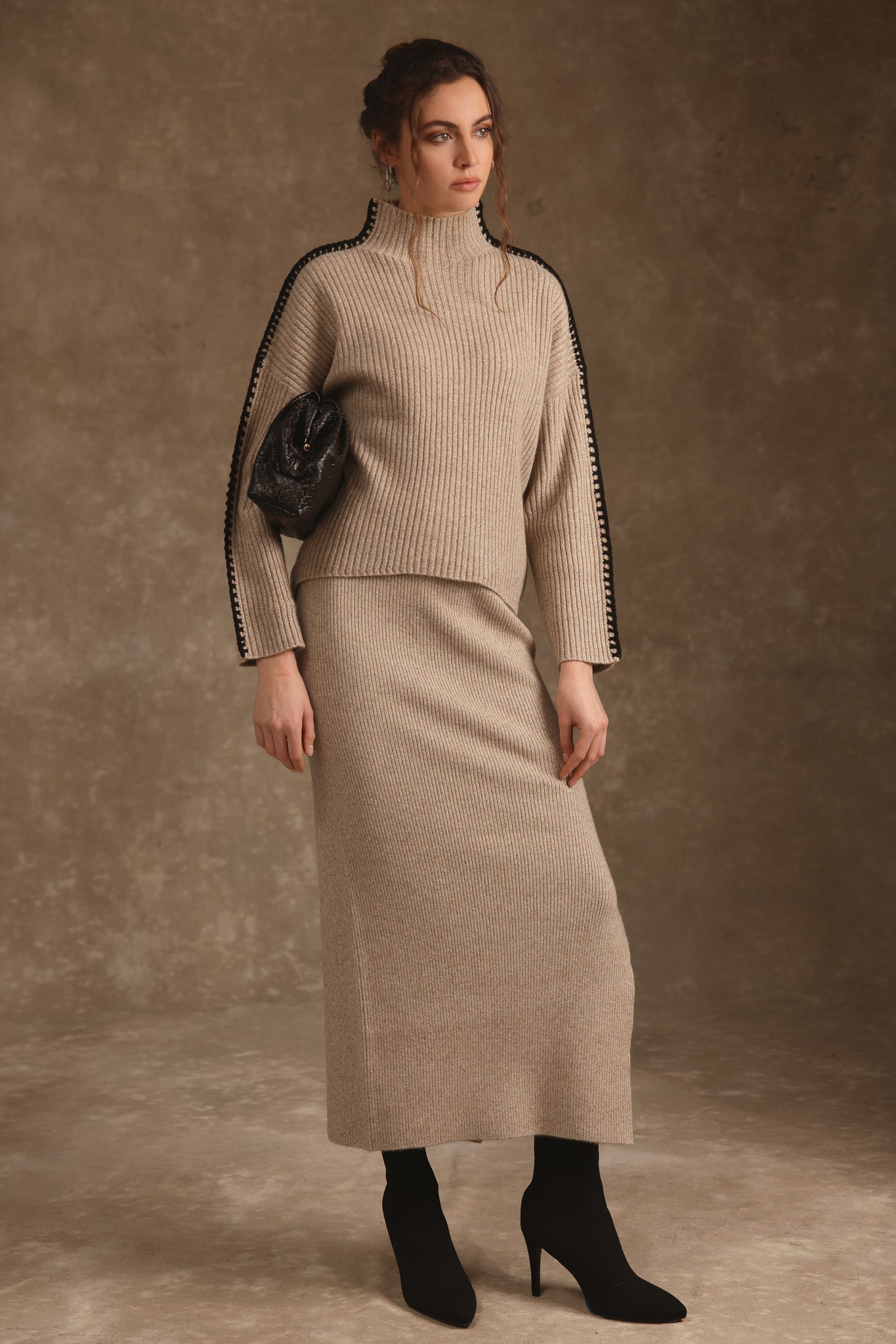 Mochi Mockneck With Whip Stitch Detail