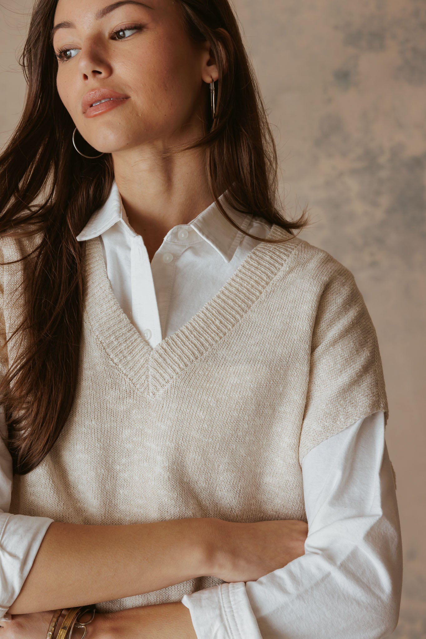 Baria Slub Linen Silk Blend V Neck Top