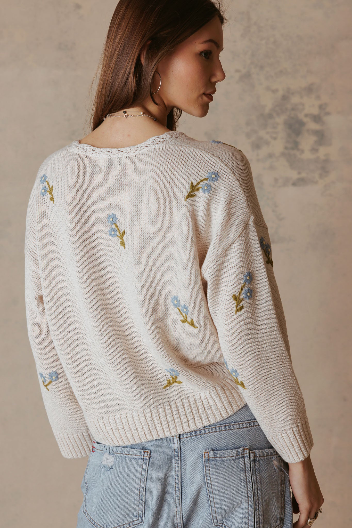 Gelina Linen Blend V neck with Floral Embroidery