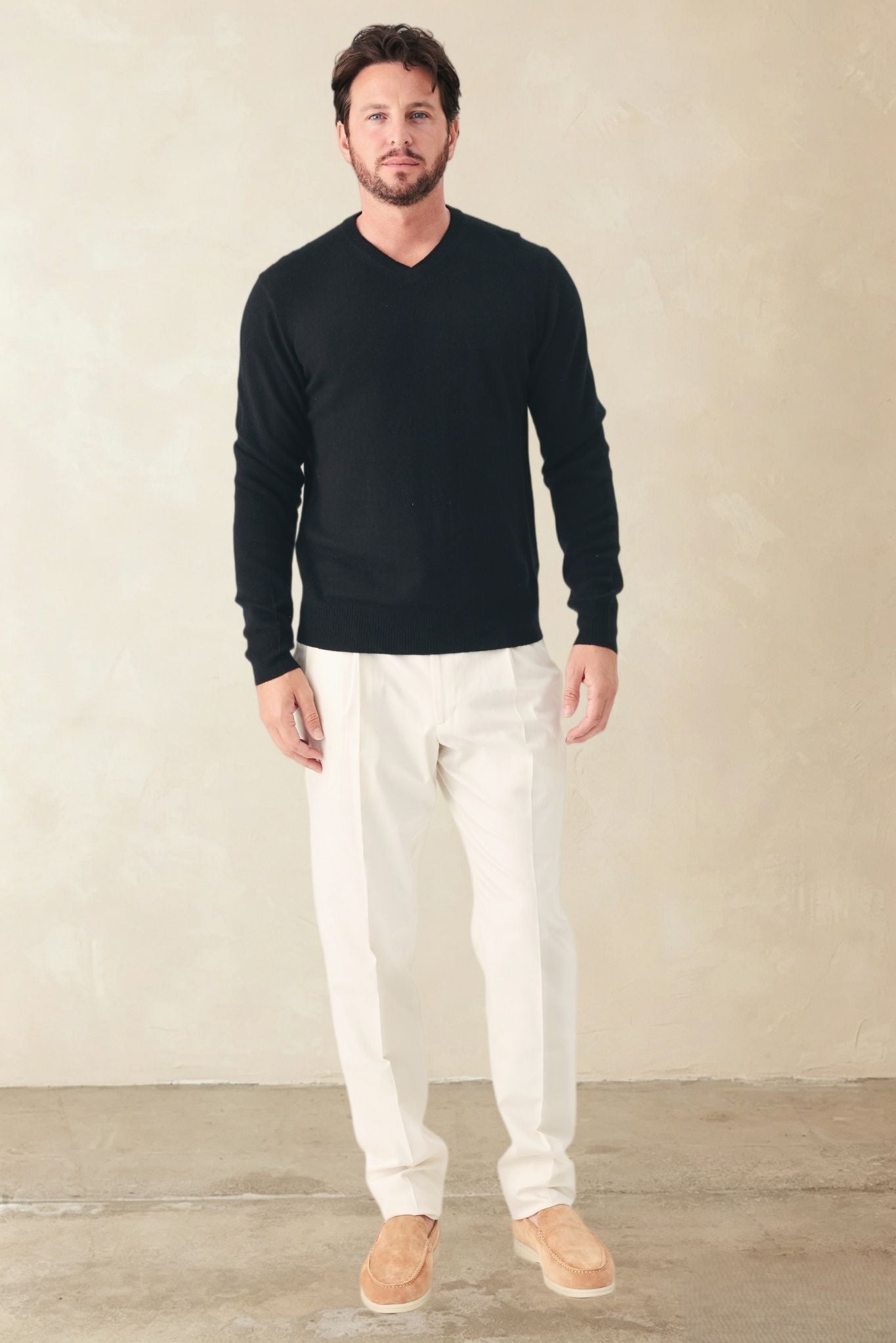 Vito Tissue Weight Cashmere V Neck