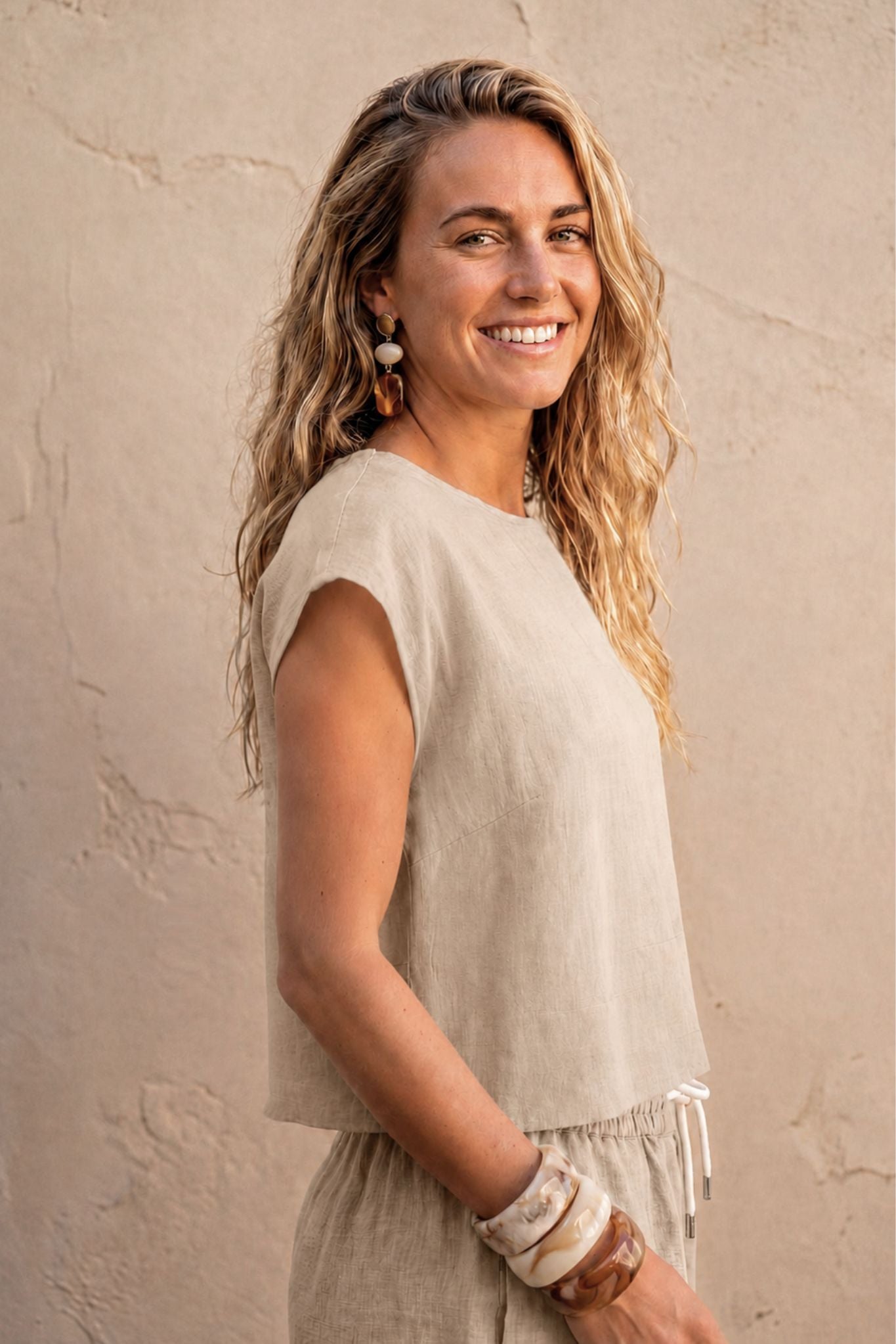 Serra Linen Boat Neck Cropped Top