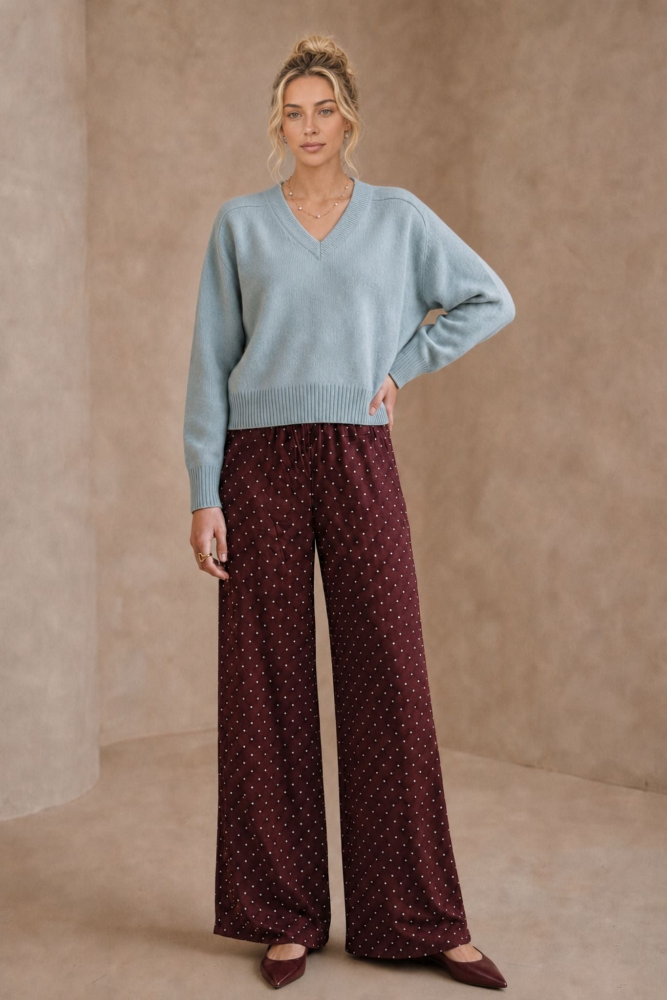 Crystal Women's Cashmere V Neck Pullover