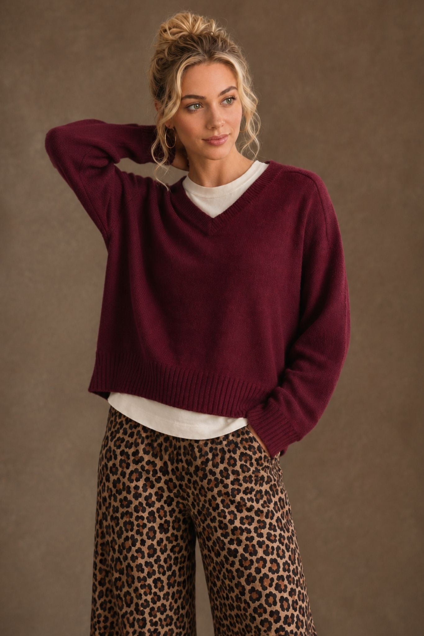 Crystal Women's Cashmere V Neck Pullover