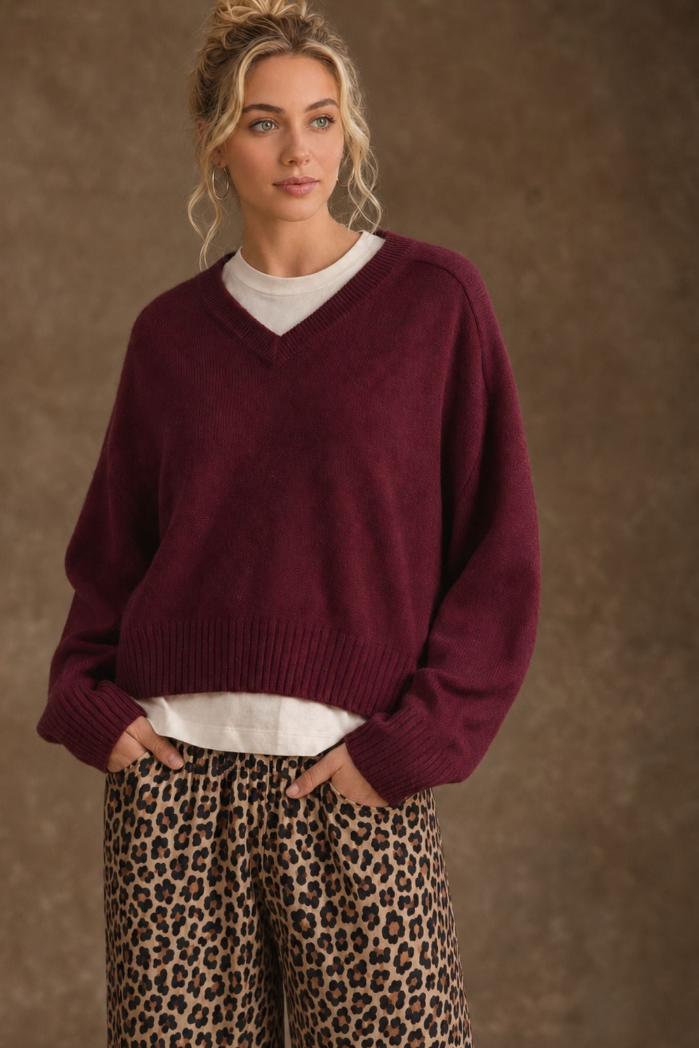 Crystal Women's Cashmere V Neck Pullover