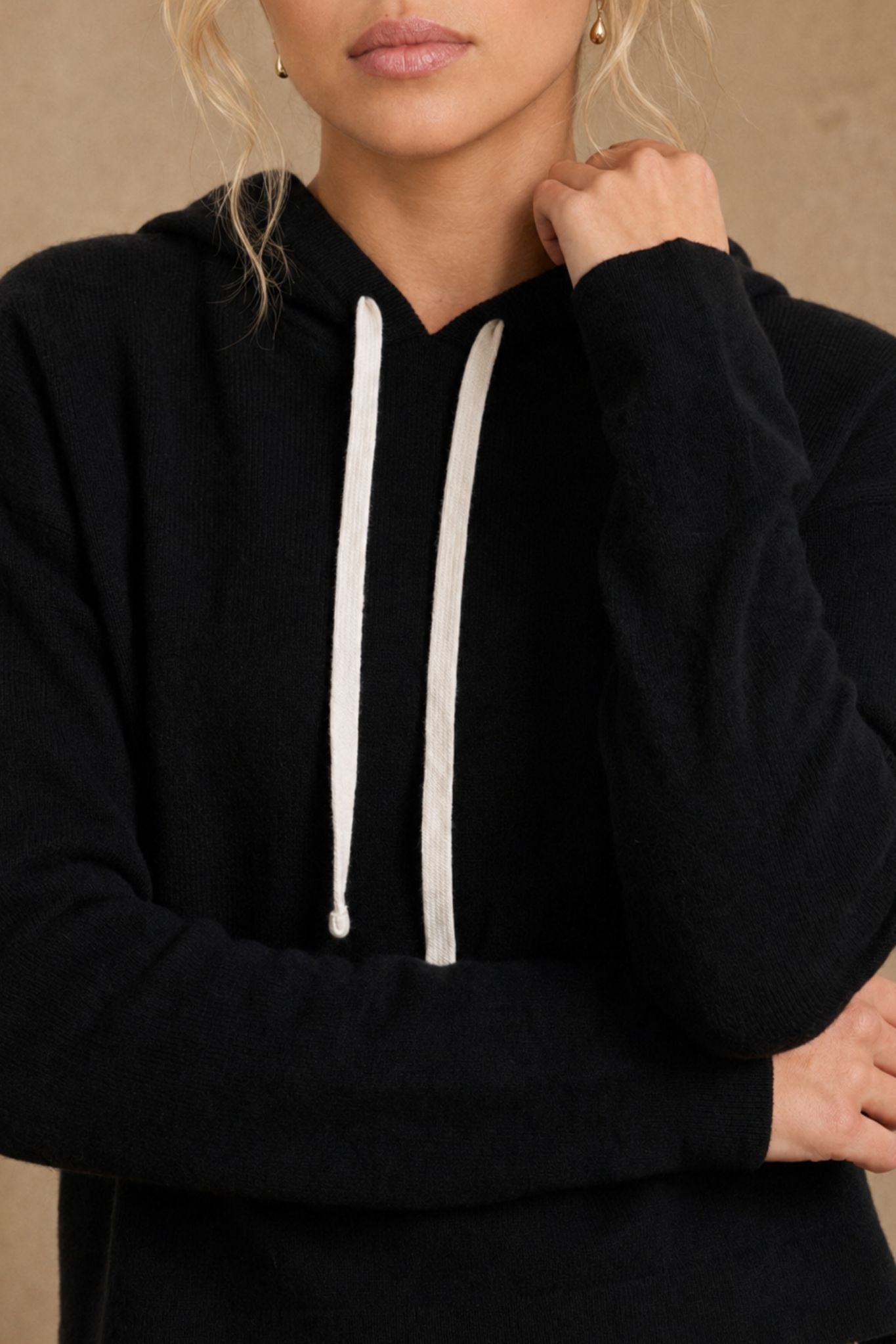 Reva Cashmere Contrast Heart Pullover Hoodie