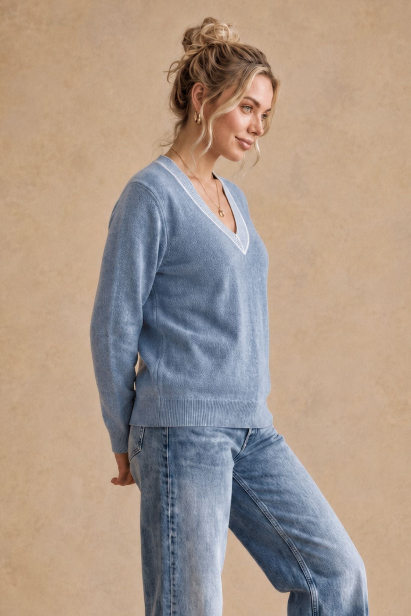 Sarah Cashmere V Neck