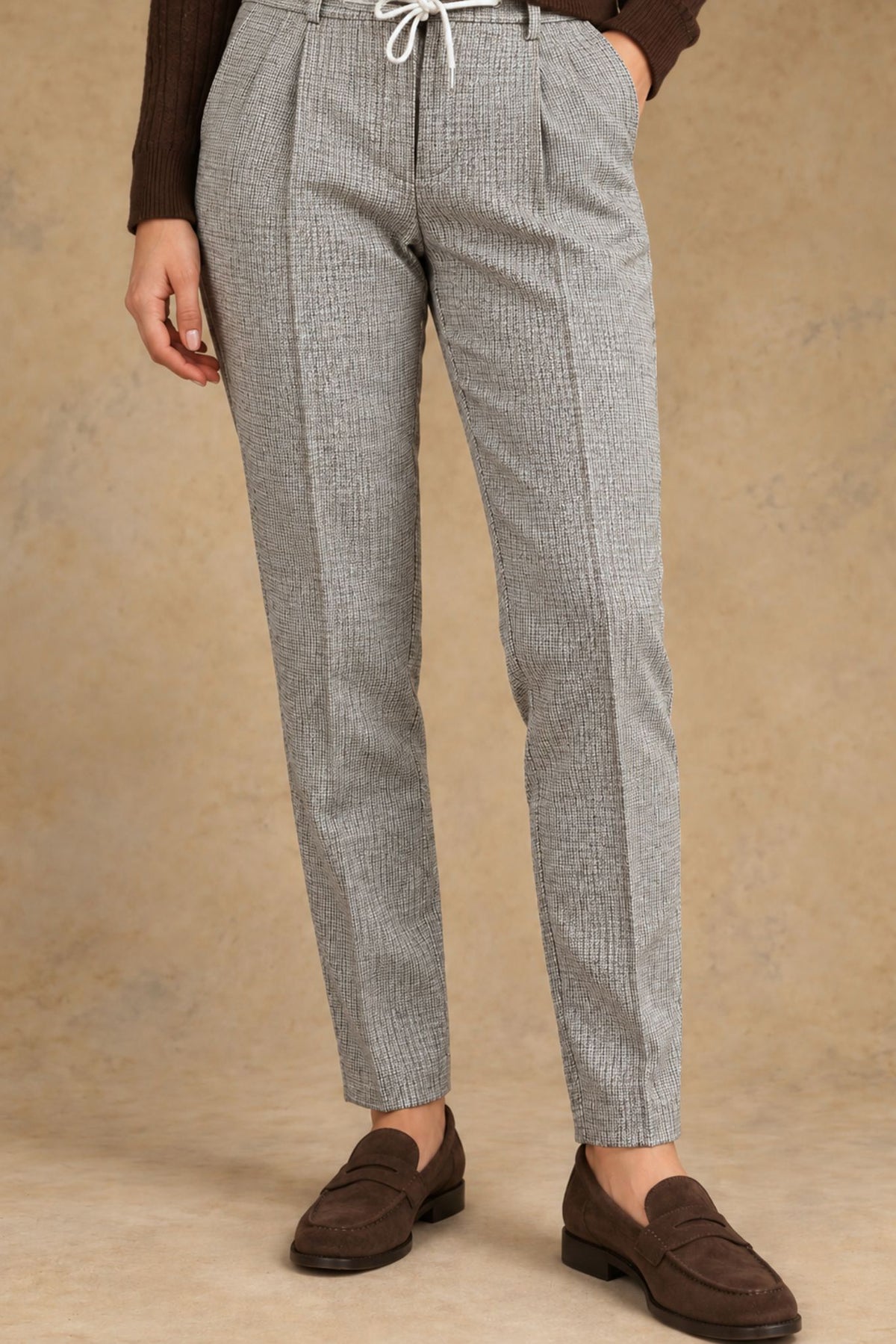 V-TIPI-12957 Vallorani Tipi Women's Tapered Plaid Pant