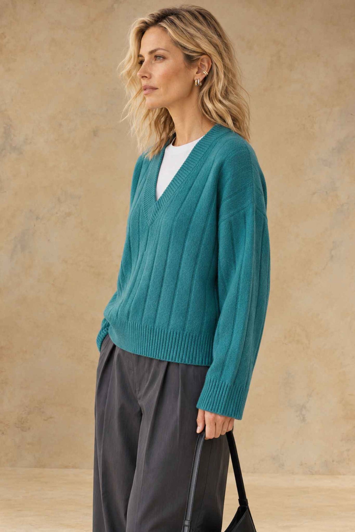 Daniella Cashmere Ribbed V-Neck Pullover