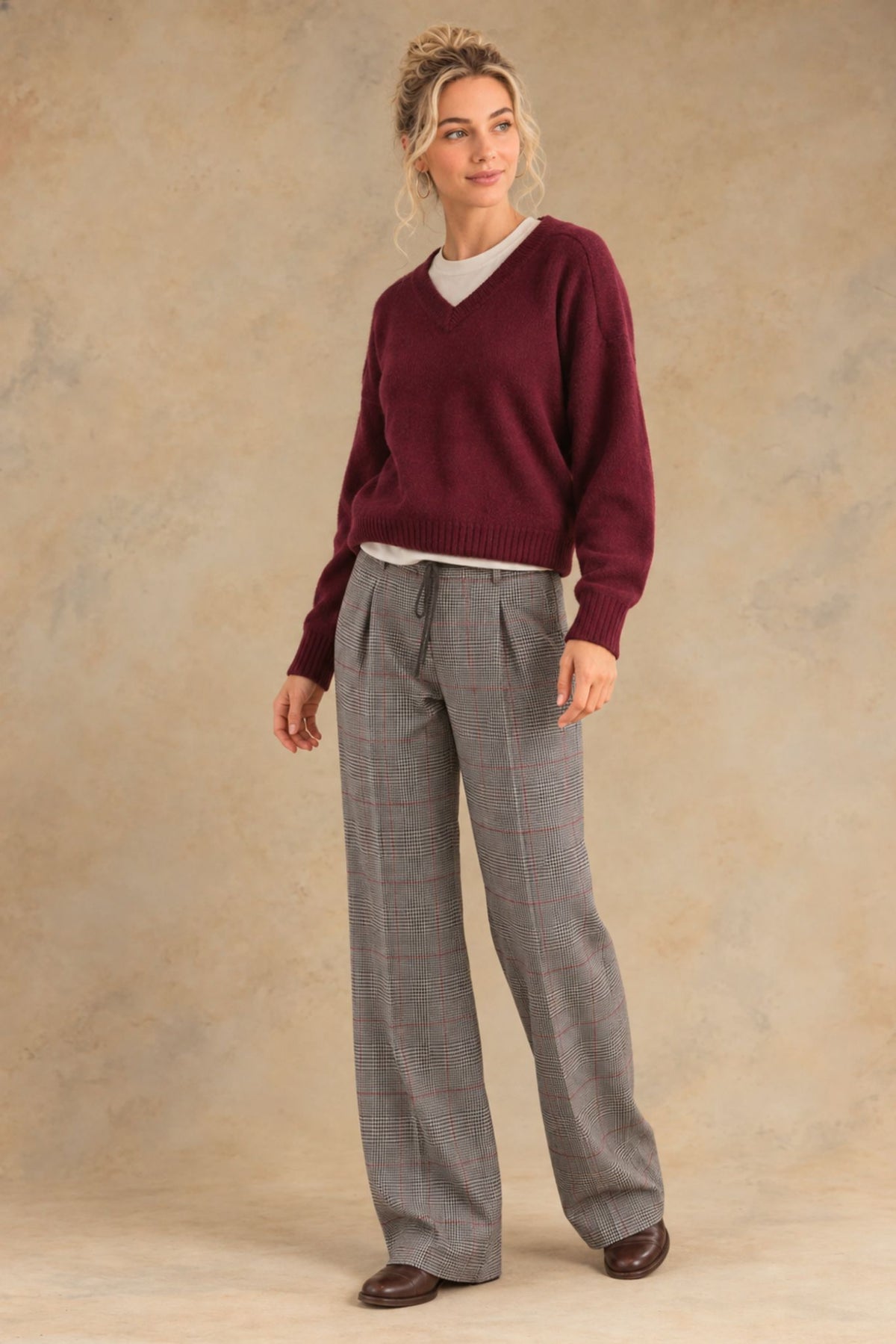 Crystal Women's Cashmere V Neck Pullover