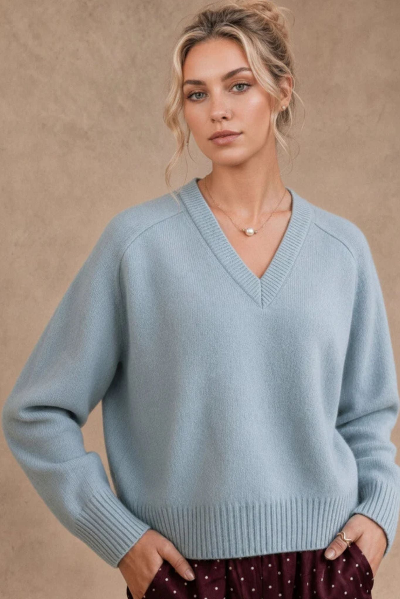 Crystal Women's Cashmere V Neck Pullover