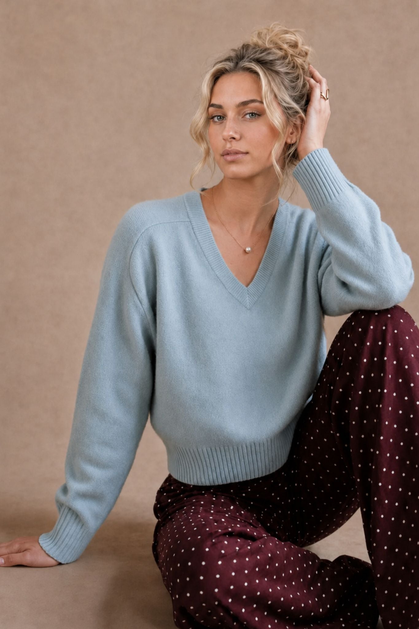 Crystal Women's Cashmere V Neck Pullover