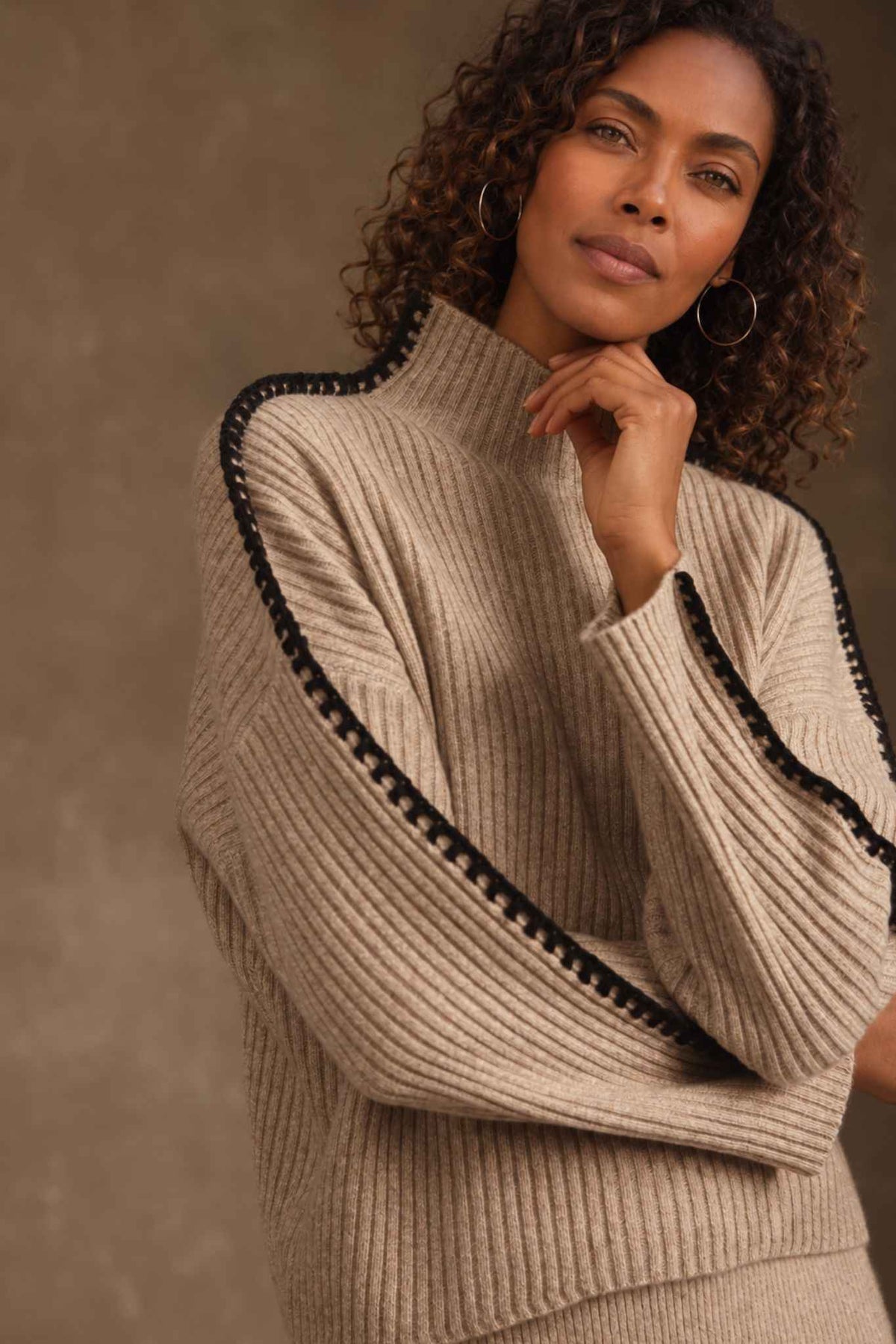 Mochi Mockneck With Whip Stitch Detail